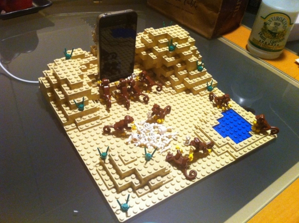Lego 2001: A Space Oddysey iPhon charger